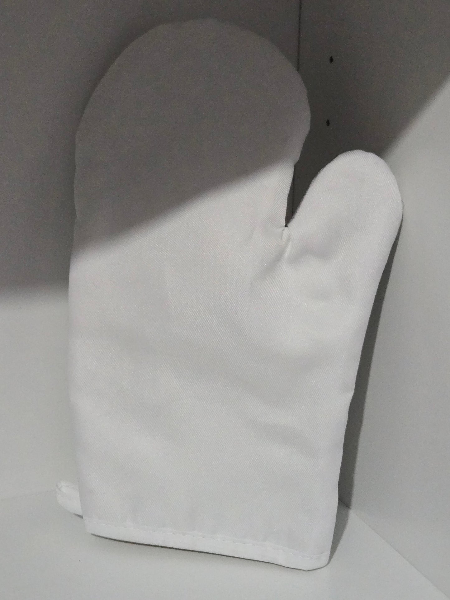 Oven mitts and potholder